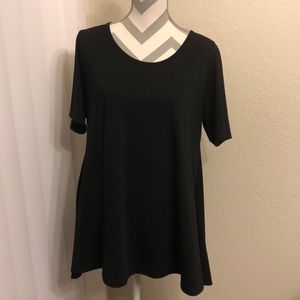 LuLaRoe Noir Perfect Tee